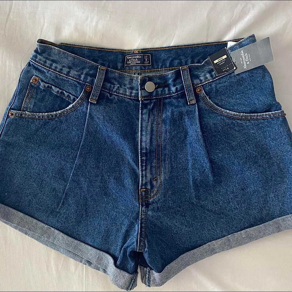 Abercrombie & Fitch Annie High Rise Jean Shorts NWT